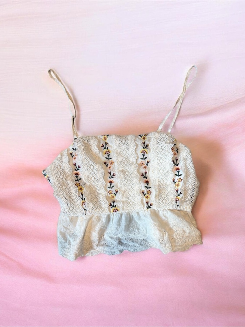Forever 21 White Lace Embroidered Crop Top